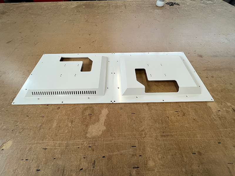 Pièce perforée en plastique dans le domaine de l'industrie CITYPLAST